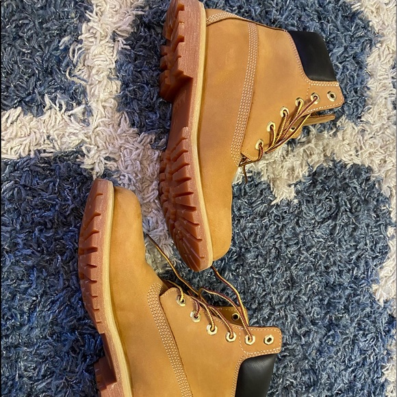-SOLD-Timberland classic boots Women’s size 8.5 - Picture 3 of 7